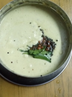 பொட்டுக்கடலை தேங்காய் சட்னி(Pottukdalai thenkai chutney recipe in tamil) செய்முறை முக்கிய புகைப்படம்