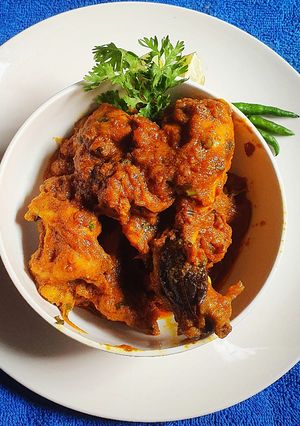 A picture of Chicken malai masala.