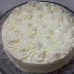 Mango gateau with cream cheese frosting🎂🍋 A picture of Mango gateau with cream cheese frosting🎂🍋.