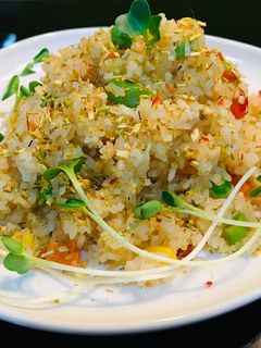 Hình của món Cơm chiên sả ớt.