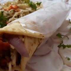 A picture of Chicken  Chowmin roll.