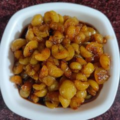 A picture of Jhatpat khata meetha amla.