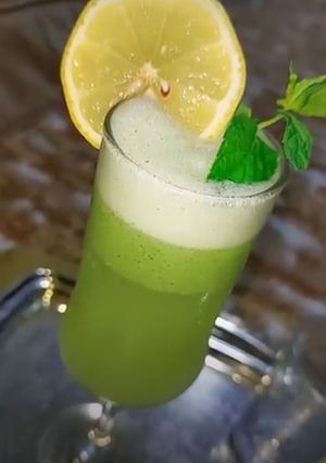 صورة لوصفة عصير ليمون ونعنع 🍋🌱