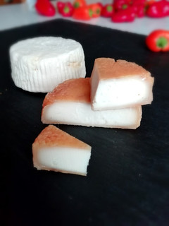 Foto di Formaggette al kefir