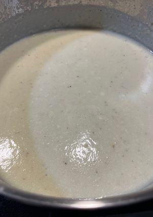A picture of Cauliflower Soup.