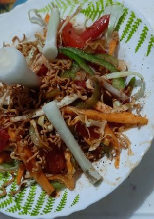 ચાઇનીઝ સલાડ (Chinese Salad Recipe In Gujarati) રેસીપી મુખ્ય ફોટો