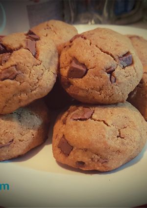 A picture of Biscuit cookies.