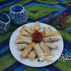 A picture of Baked Veg Spring Rolls.