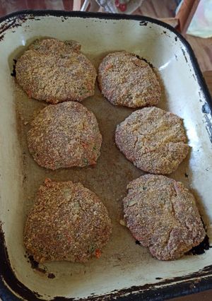Una foto de Hamburguesas al horno con vegetales