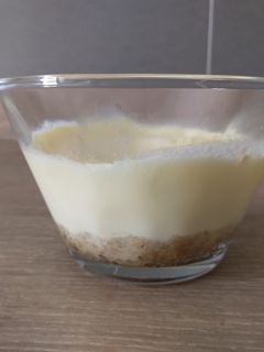 Una foto de Tarta de queso cremosa en microondas