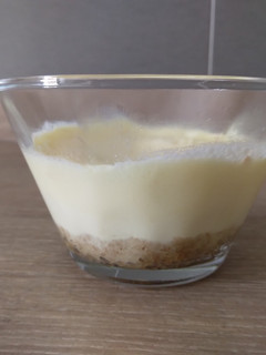 Una foto de Tarta de queso cremosa en microondas