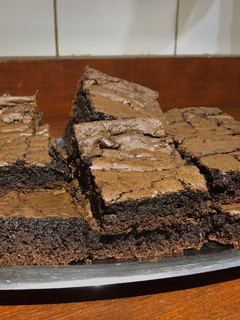 Una foto de BROWNIES sin manteca 🍫