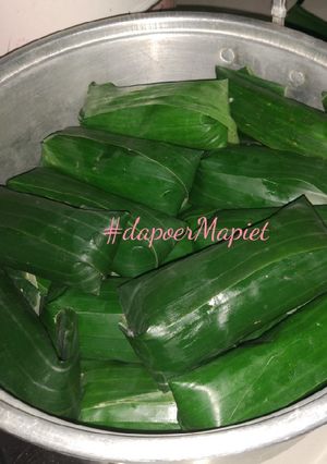 Foto resep Arem²/lontong isi