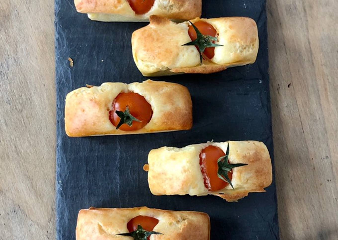 Cake aux tomates cerises et chèvre