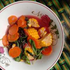 A picture of Tumis Bayam Kuah.