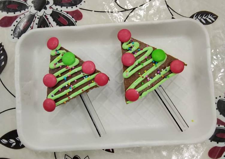 Christmas tree brownies