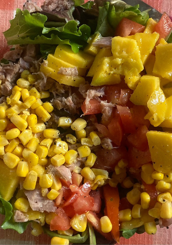 Una foto de Ensalada de mango