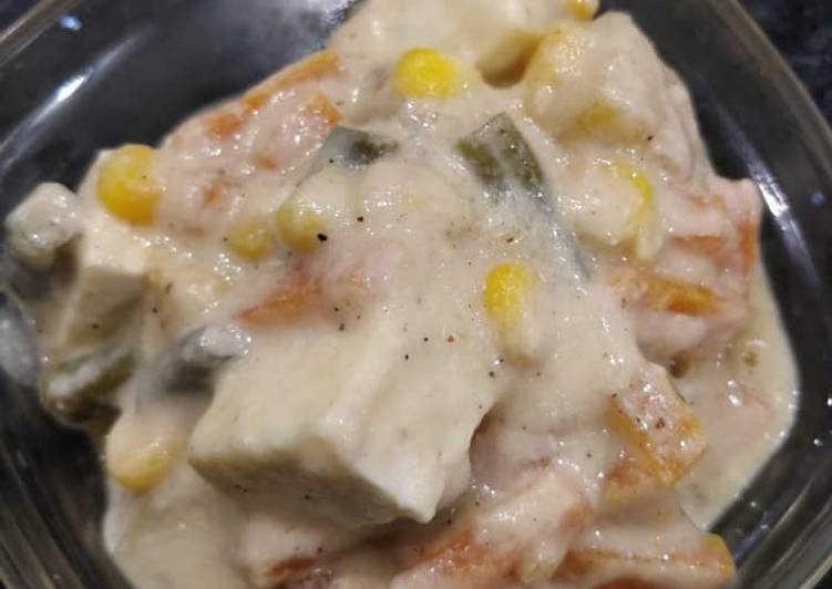 White sauce mixed vegetable