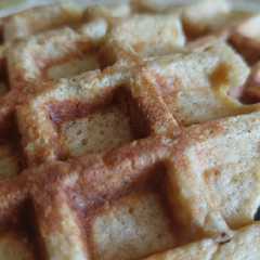 Una foto de Waffles plátano zanahoria
