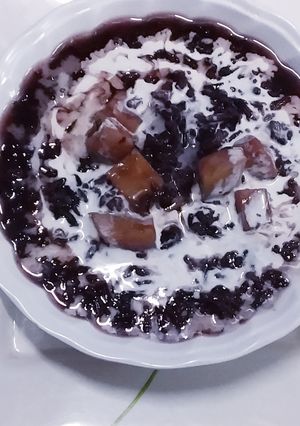 รูปของ ข้าวเหนียวดำเผือกน้ำกะทิ