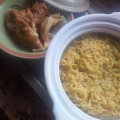 A picture of Indomie with fried egg.