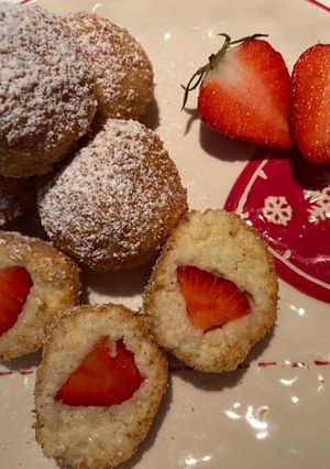 Vegán epres “túrógombóc” recept fotója