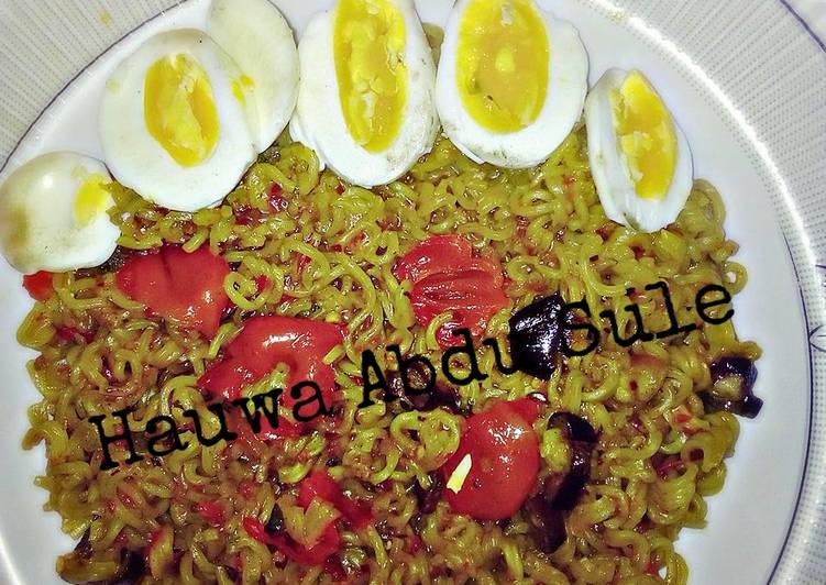 Indomie with boiled egg