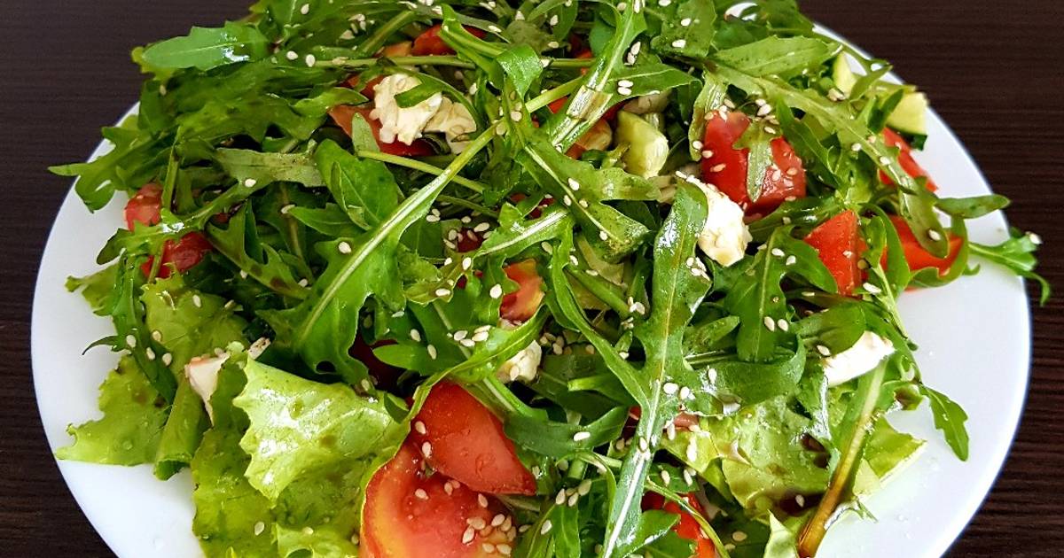 Найкращі рецепти з листя салату: нарешті знайдіть ідею для приготування смачного та корисного страви!