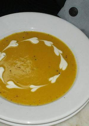 Una foto de Consomé de calabaza el mejor de Silvana