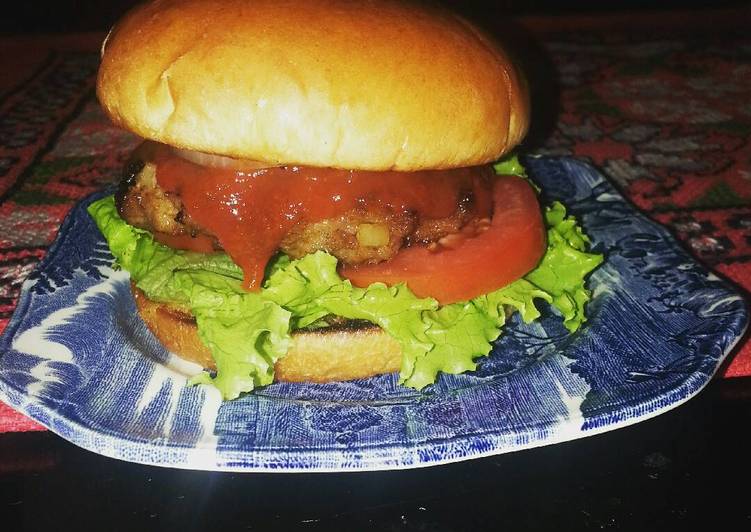 Beef burger homemade