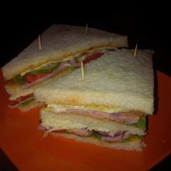 A picture of Easy Club Sandwish.