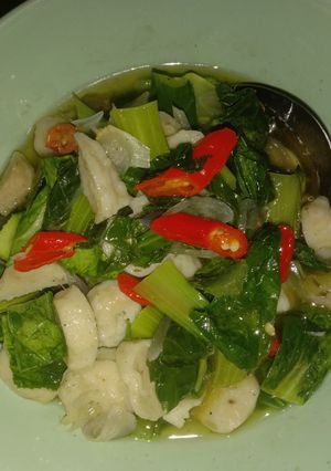 Foto resep Tumis pokcoy pake Bakso atau pentol ikan Belitung