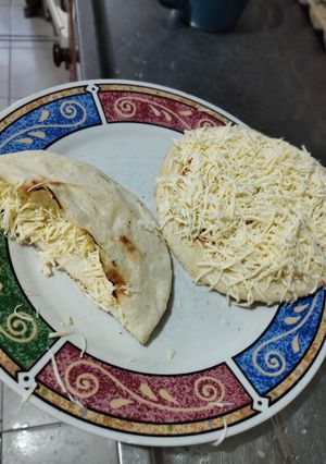 Una foto de Arepa ocañera rellena con queso