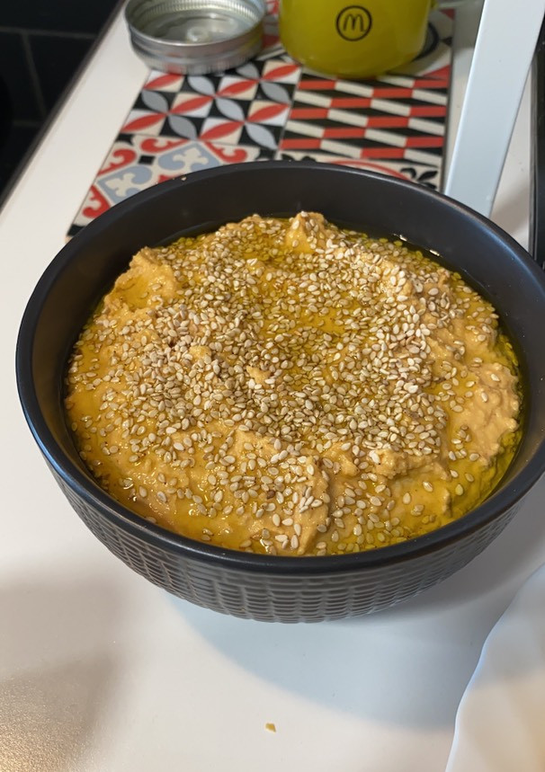 Una foto de Hummus