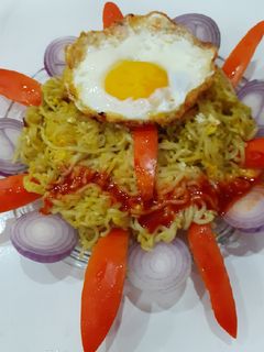 এগ হাক্কা ম্যাগি(Egg Hakka Maggi recipe in Bengali) রেসিপির প্রধান ছবি