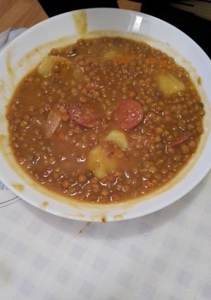 Una foto de Lentejas con chorizo