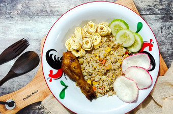 Cara Gampang Membuat Nasi Goreng Tumis Teri Kecombrang, Lezat