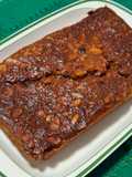 Budín de pan con almendras y arándanos