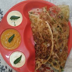 A picture of Rava dosa.