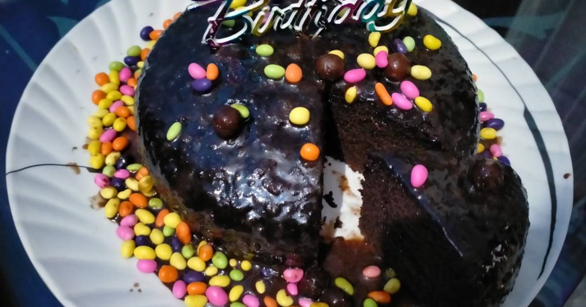 मिठाई चॉकलेट जन्मदिन के केक पर नाम प्रिंट करें | Happy birthday cake  images, Birthday cake chocolate, Friends cake