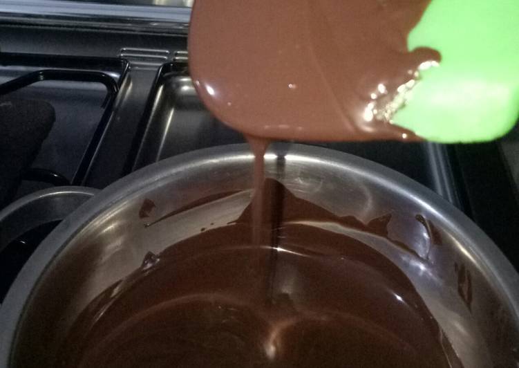 Resep Coklat Leleh / Coklat Siram oleh asamsunti123 - Cookpad