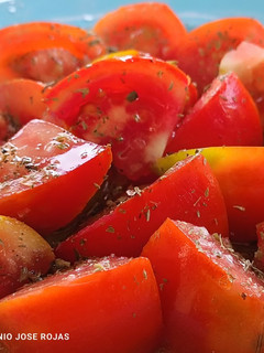 Una foto de Ensalada de tomate