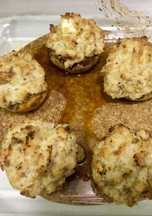 Una foto de Champinoñes rellenos de pavo y queso