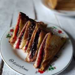 รูปของ Roti tawar bakar