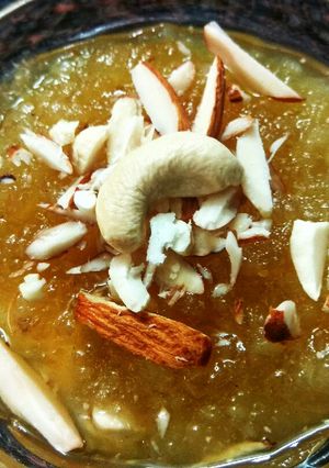 A picture of Aalu halwa.