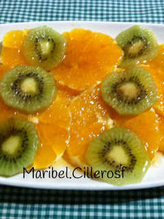 Foto principal de Postre de naranjas y kiwis