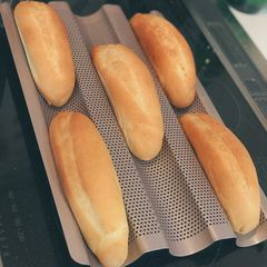A picture of Vietnamese banh mi.