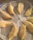 Gyoza (ravioli) di gamberi al vapore