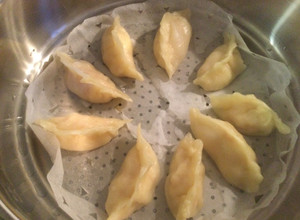 Foto di Gyoza (ravioli) di gamberi al vapore