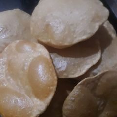 A picture of Poori.